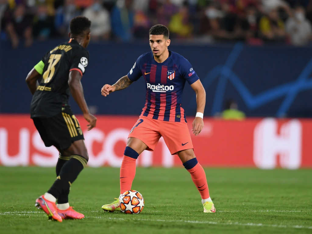 邵佳一以其 邵佳一以其